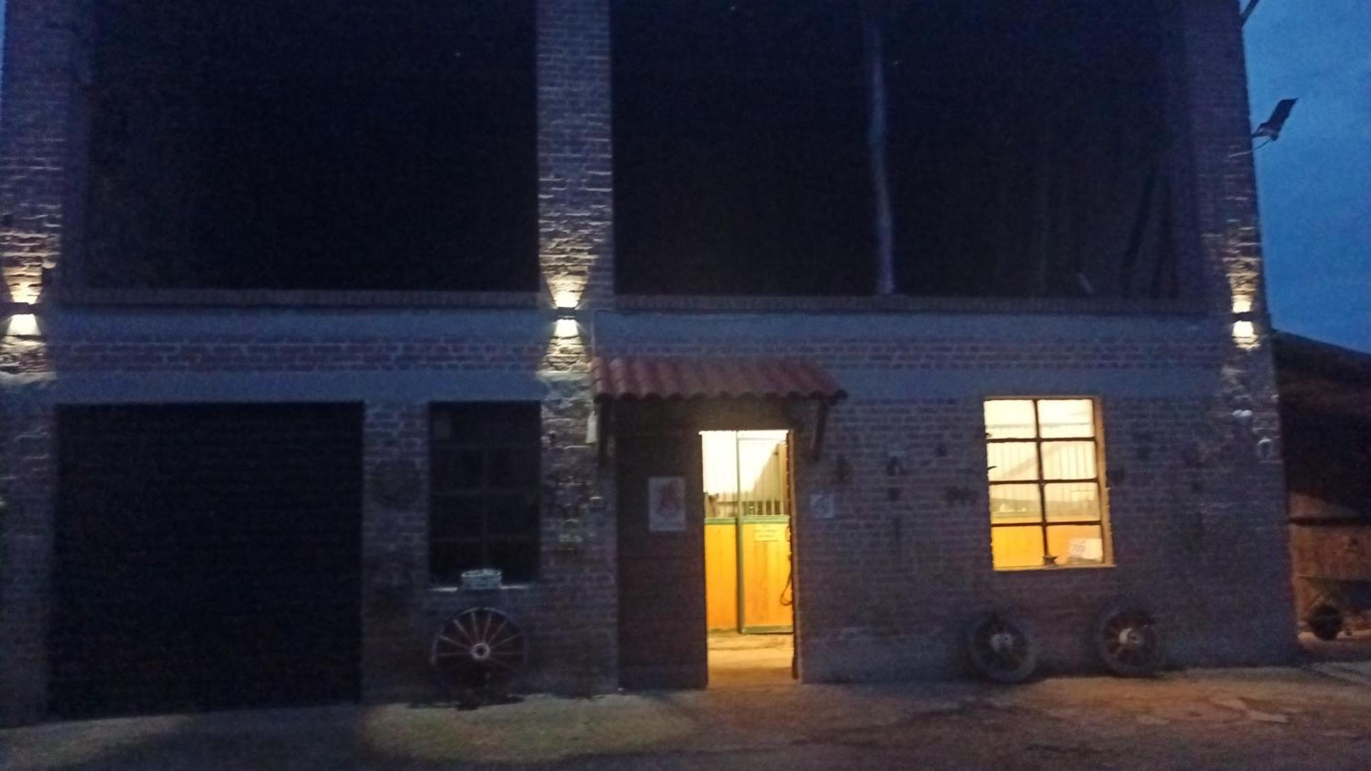 Felix House Bed & Breakfast Codevilla Exterior photo